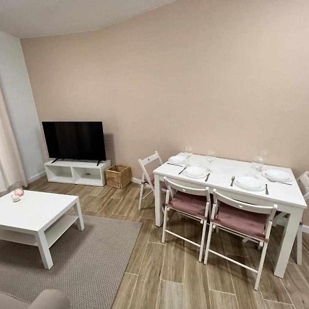 Apartamenticos Libertad I Zaragoza Exteriör bild