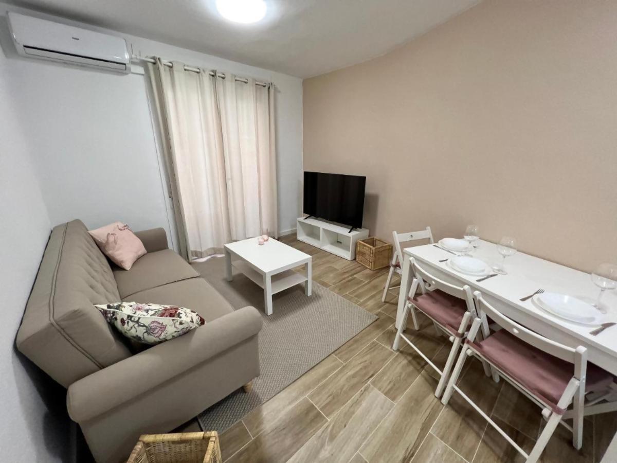 Apartamenticos Libertad I Zaragoza Exteriör bild