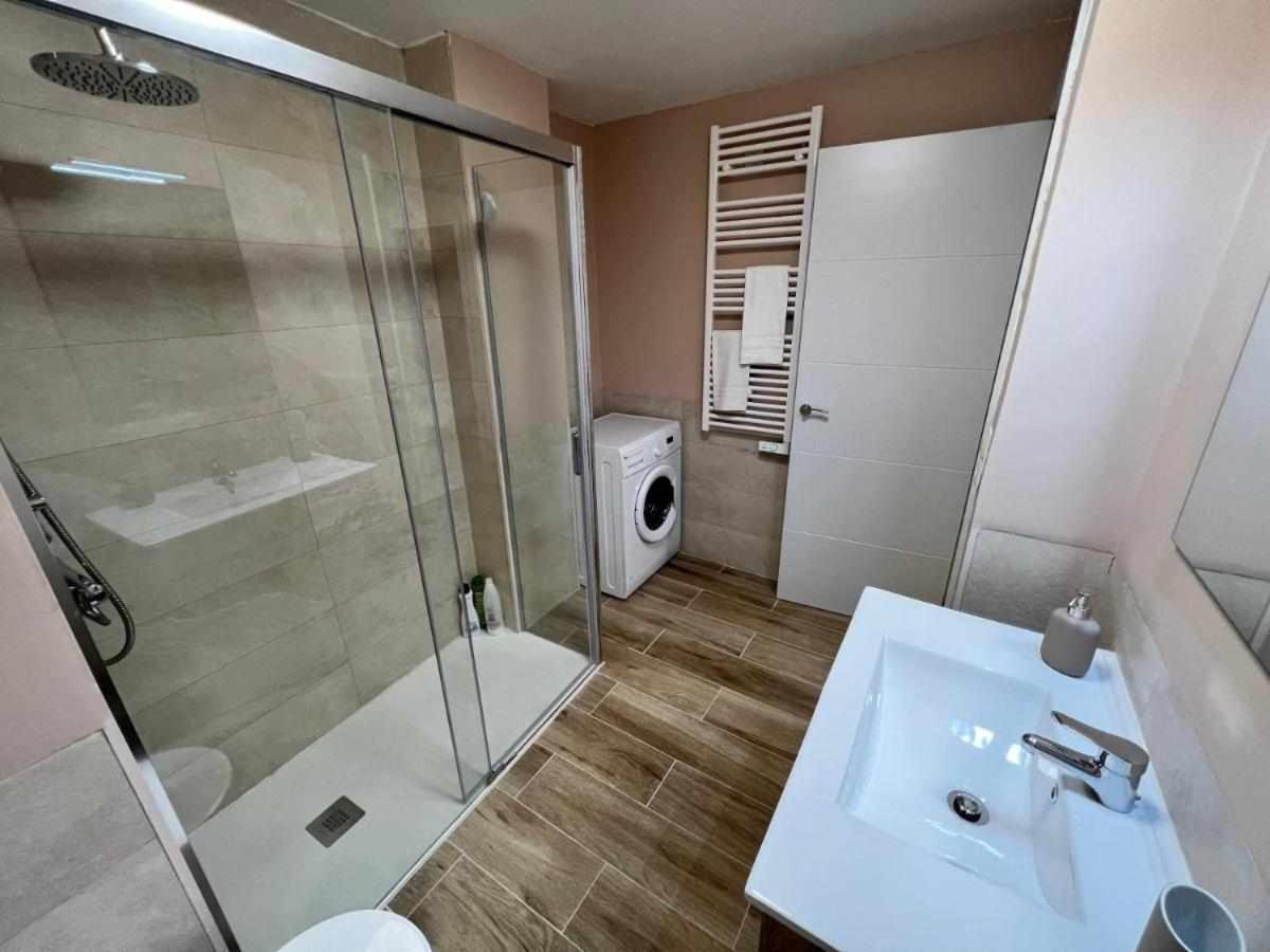 Apartamenticos Libertad I Zaragoza Exteriör bild