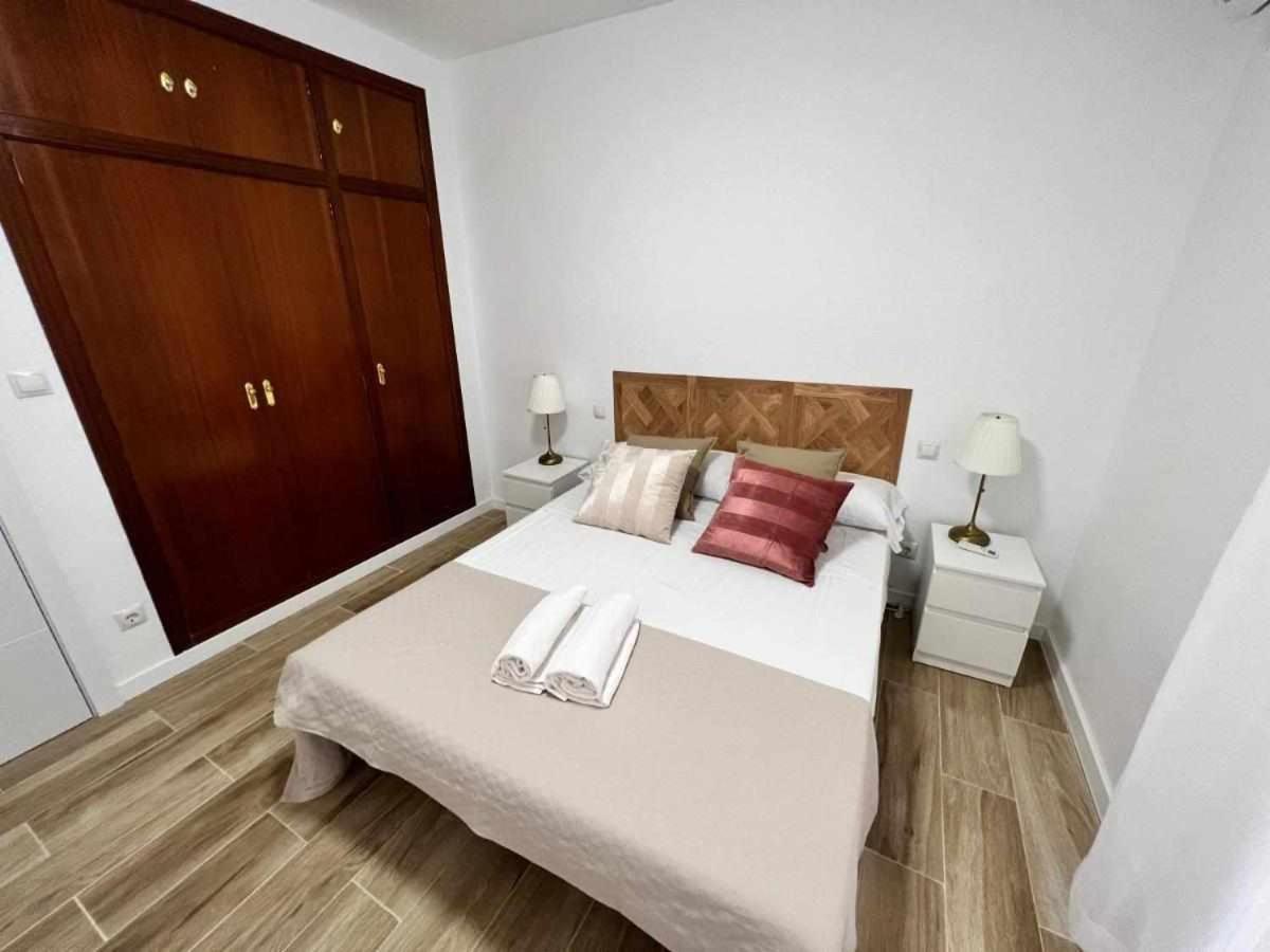 Apartamenticos Libertad I Zaragoza Exteriör bild