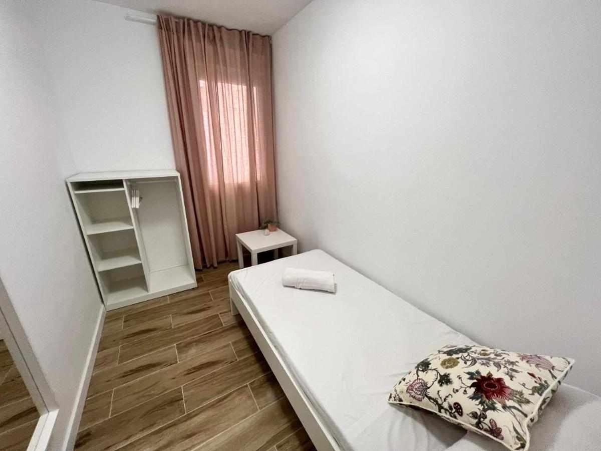 Apartamenticos Libertad I Zaragoza Exteriör bild