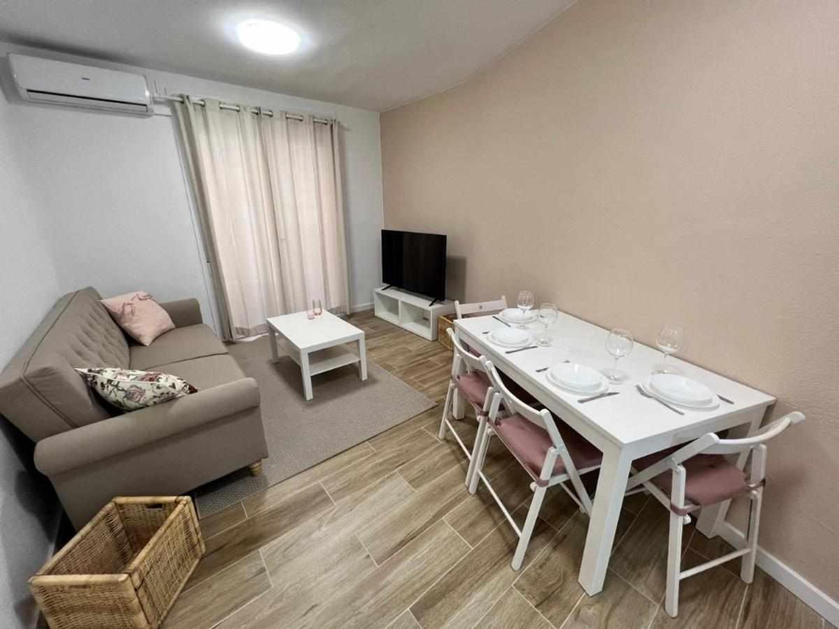 Apartamenticos Libertad I Zaragoza Exteriör bild