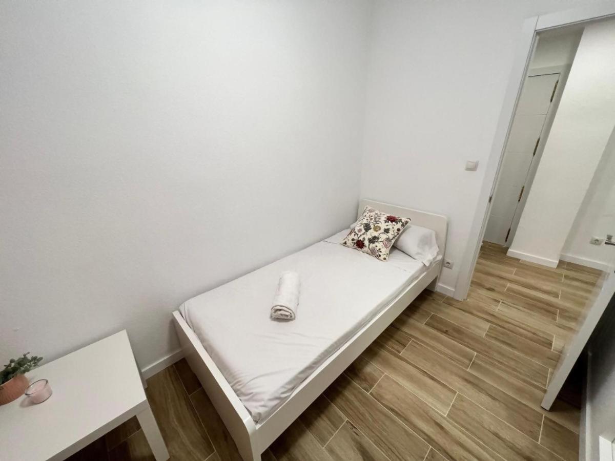 Apartamenticos Libertad I Zaragoza Exteriör bild